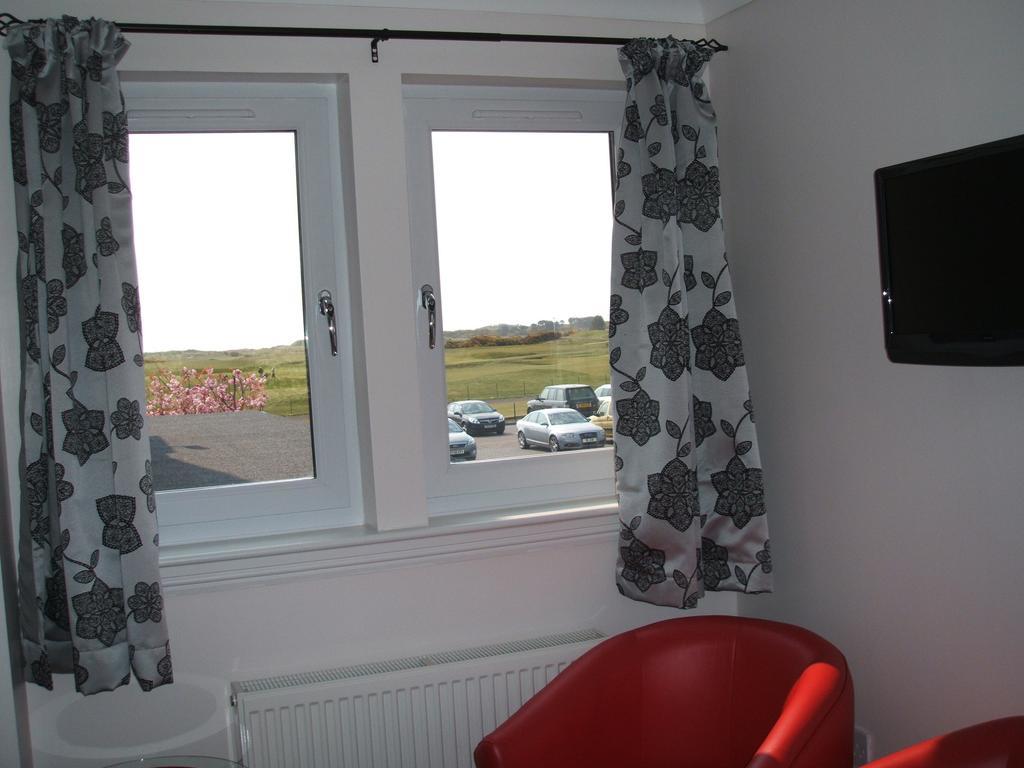 Linksview Guest House Carnoustie Ruang foto