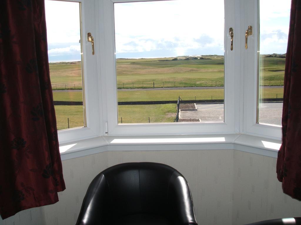 Linksview Guest House Carnoustie Bagian luar foto
